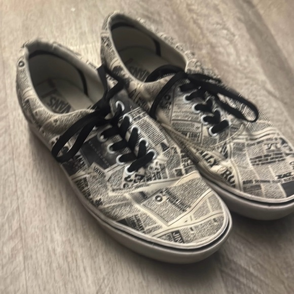 Vans Harry Potter Newspaper Print Sneakers - Picture 1 of 7